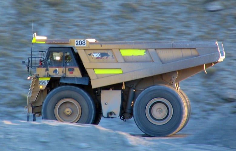 澳大利亚矿山的卡车司机正在被自动驾驶汽车取代。(资料来源:Benchill via Wikimedia Commons)
